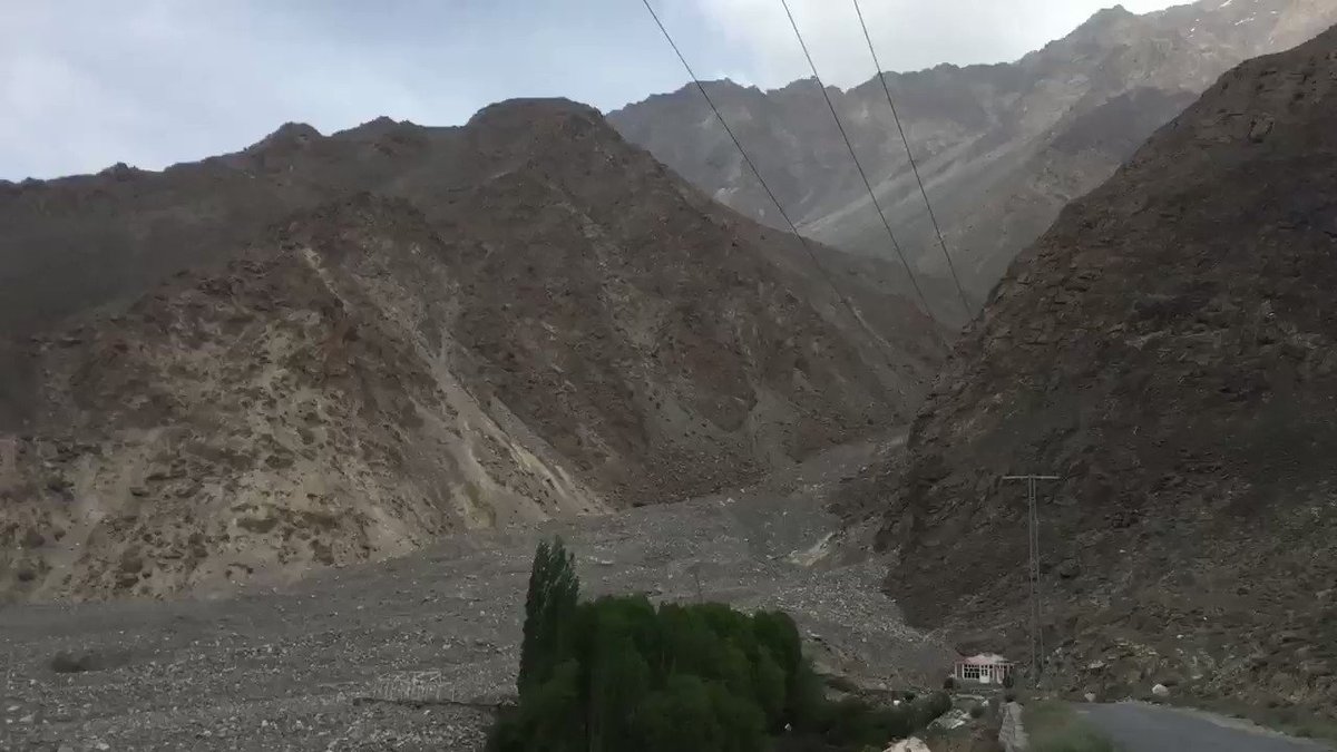 Climate Change Impacts; look at the devastation which Climate Change has brought to Satpara Dam in #Skardu #GilgitBaltistan The flash flood not only destroyed all surrounding hotels but almost hit the Dam as well @aisha4climate @ClimateChangePK @UNFCCC @nytclimate @UNDP_Pakistan https://t.co/F4xvNnPSkr