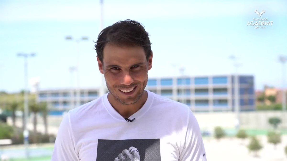 ¡El 🎥 que todos esperábamos! 😍
💥 @RafaelNadal vuelve a jugar al tenis en las pistas de la #RafaNadalAcademyByMovistar‼️
¡A nosotros nos hacía MUCHA ilusión verle de nuevo! ¿Y a ti? https://t.co/6sZJcqS7Wo