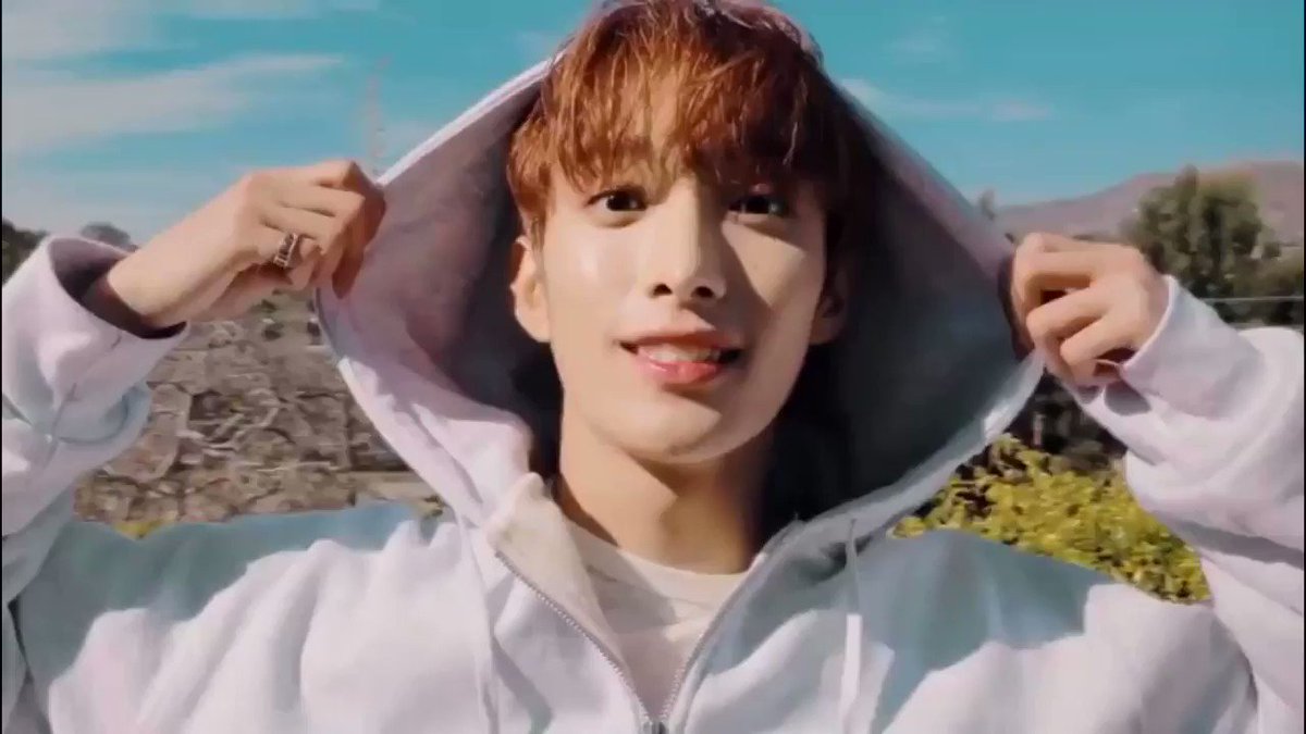 and to boy that I love the most, Dokyeom aka Lee Seokmin ❤💎
You're my sunshine 🌞 ☀️
Lets be happy, no more tears, I love you to the fullest
#세븐틴_5주년_영원히_빛날_우리
#SEVENTEEN_5TH_ANNIVERSARY
#5Years_with_CARAT
#DOKYEOM #DK #도겸
@pledis_17
https://t.co/2ElNexYjdX
