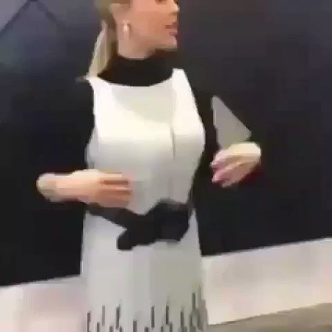 This dress of the future changes color automatically!
#AI #MachineLearning #AR #VR
@SpirosMargaris @HaroldSinnott @Paula_Piccard @gvalan @mvollmer1 @Droit_IA @ShiCooks @Ym78200 @kalydeoo @labordeolivier @sebbourguignon @Nicochan33 @chboursin @3itcom @helene_wpli @lesguer_lionel https://t.co/k77J5apvBj