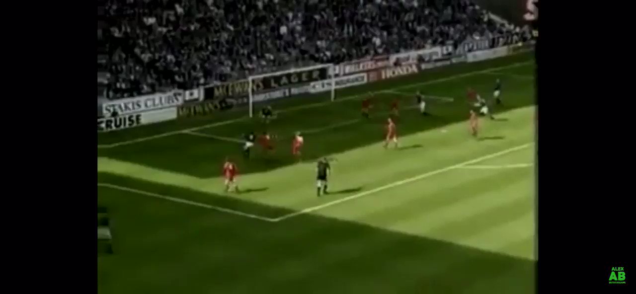 Paul Gascoigne - now he was a proper CM. Happy birthday Gazza  