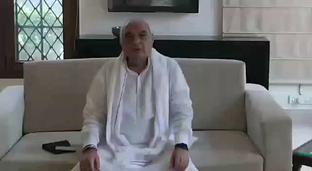 MSP पर फसल खरीद किसानों का अधिकार है इसे कोई नहीं छीन सकता। ज़िद पर अड़ी सरकार ने धान बुआई पर पाबंदी का फैसला तुरंत वापस नहीं लिया तो लॉकडाउन के बाद 1 जून को कुरुक्षेत्र में प्रेस कॉन्फ्रेंस करके प्रदेशव्यापी विरोध कार्यक्रम करेंगे। सरकार किसान की हालत और हालात की गंभीरता समझे। https://t.co/dDszX9acu1