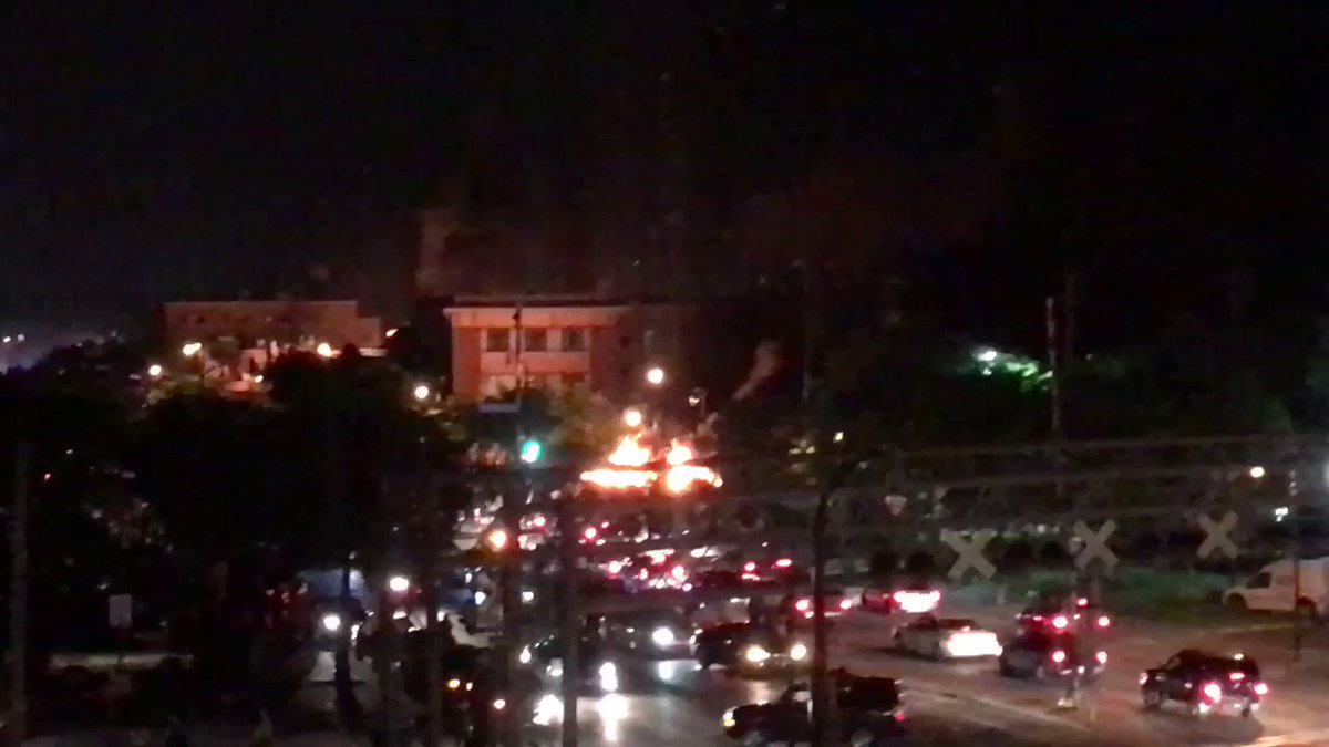 philip lewis (@Phil_Lewis_) on Twitter photo 2020-05-29 03:52:32 The Minneapolis Police Department’s Third Precinct has been set on fire The Minneapolis Police Department’s Third Precinct has been set on fire
