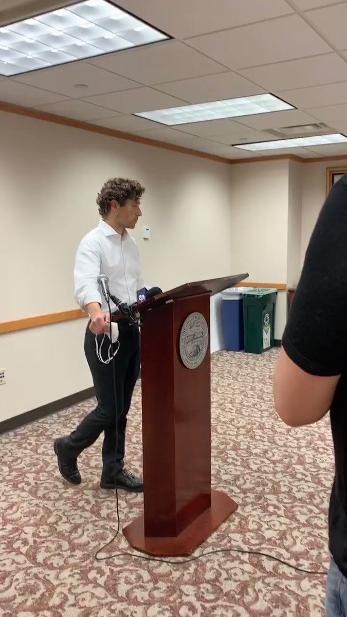 @ByLizSawyer's photo on Mayor Frey