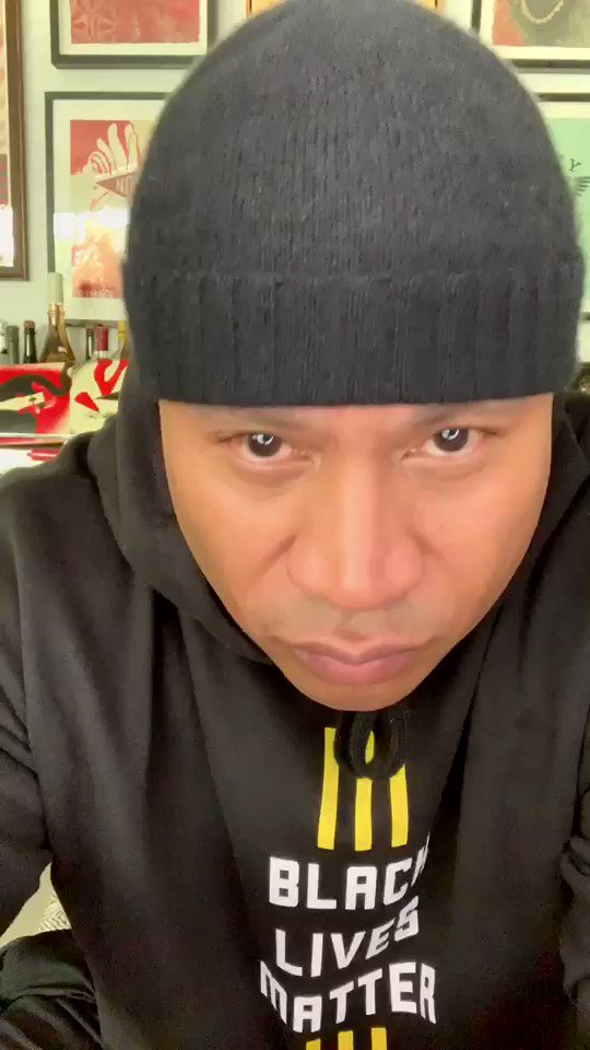 “For 400 years you had your knees on our necks. A garden of evil with no seeds of respect.”
A message from our founder and CEO @LLCOOLJ #BlackLivesMatter https://t.co/g54NnPtF2E