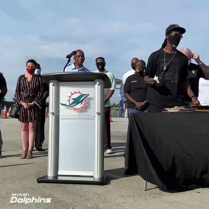Miami Dolphins @MiamiDolphins