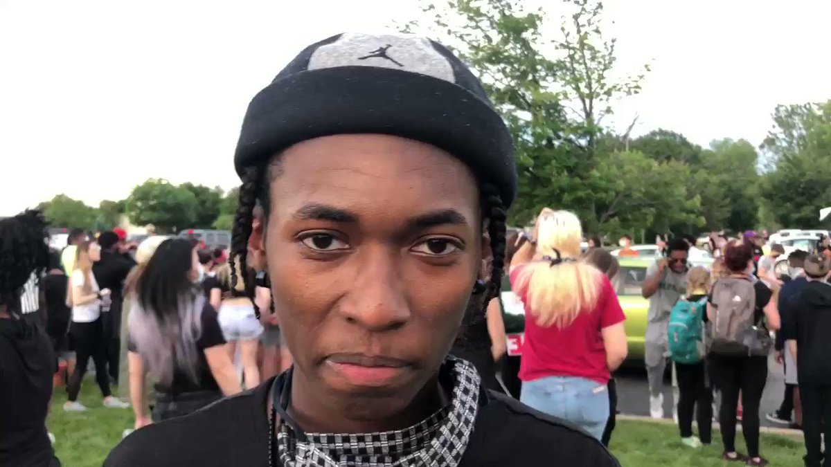 JuliΓ‘n Castro (@JulianCastro) on Twitter photo 2020-06-03 07:20:25 Jalen is only 17 years old, but organized a march in OβFallon, Missouri, that brought together thousands. Our countryβs future is in good hands. Jalen is only 17 years old, but organized a march in OβFallon, Missouri, that brought together thousands. Our countryβs future is in good hands.