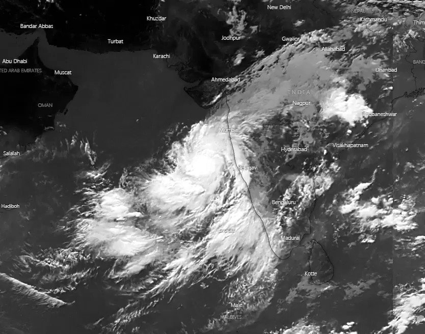 Image for the Tweet beginning: Cyclone #Nisarga is very likely
