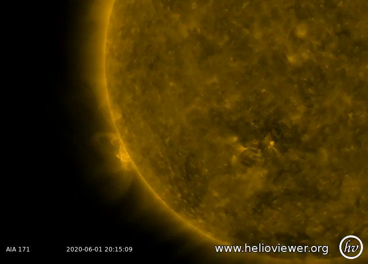 Image for the Tweet beginning: Another active region cresting over