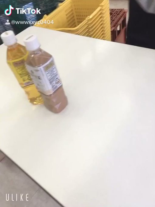 毎度、レジを頑張ってます。 飲んでください。 https://t.co/badTf3fukS<a href="/tag/%E3%82%B9%E3%83%91%E3%82%A4%E3%83%80%E3%83%BC%E3%83%9E%E3%83%B3"class="tags"><span>#スパイダーマン</span></a><a href="/tag/%E9%81%93%E9%A0%93%E5%A0%80"class="tags"><span>#道頓堀</span></a><a href="/tag/%E9%BB%92%E3%82%B9%E3%83%91%E3%82%A4%E3%83%80%E3%83%BC%E3%83%9E%E3%83%B3"class="tags"><span>#黒スパイダーマン</span></a>