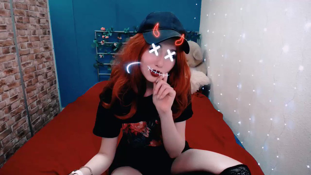 Model - MissLilyy joi