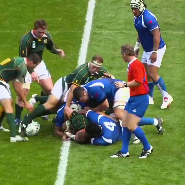    Happy birthday Bryan Habana!

The man who made rugby look easy... x 