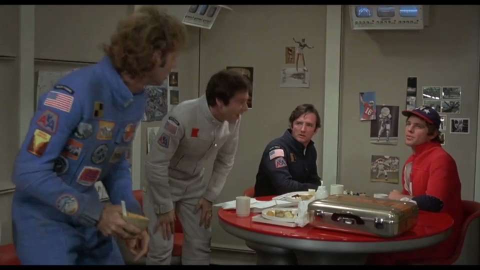 Silent Running (1972) Dir Douglas Trumbull Bruce Derns performance in Silent Running is intense and idiosyncratic. The dynamic between him and the other crewmen is exemplified in this scene. Lowell's passionate and heartfelt speech falls on deaf ears. #filmtwitter #film pic.twitter.com/U6SJfM1DoG