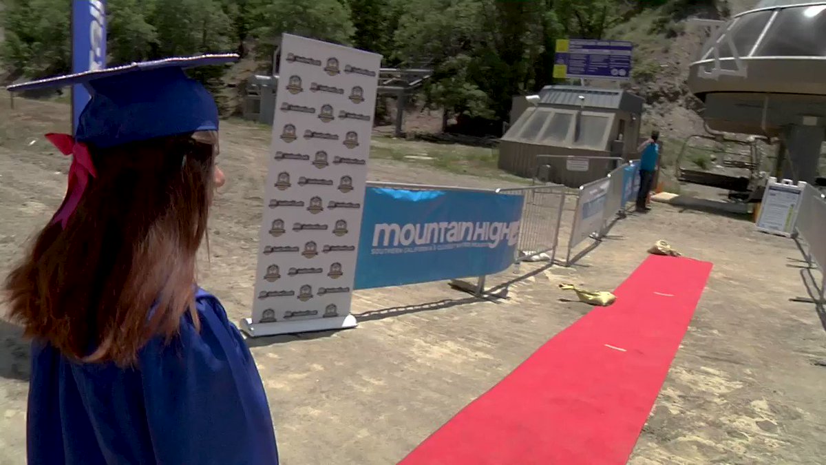 Congratulations Snowline School District and ALL graduating Seniors, Class of 2020. #mthigh #snowline #serrano #congratulations #celebratesafely https://t.co/lWrHoxjfsw