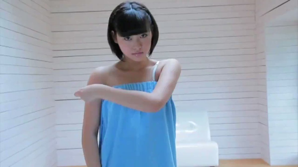 本田真琴　エロ  / X