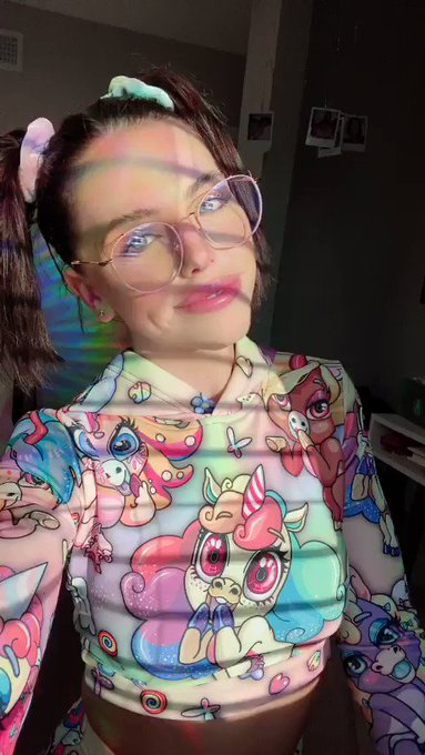 I’ll be on @Twitch in 30 minutes let’s hangout and try some new games!!! https://t.co/yBpcC7nTBP https://t