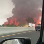 尋常じゃない。アメリカAmazon配送センターの火事を間近で撮影した動画が凄まじい