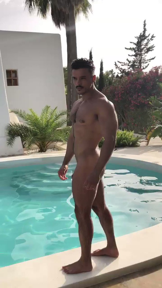 @GayTastys video Tweet