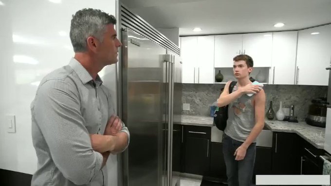 EL VIDEO COMPLETO ES DELICIOSO ???????????????

EL PORNO GAY ES RIQU?SIMO ??????????

DALE RT PARA SUBIR