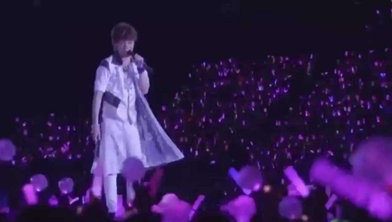  everyone bow down to your fucking king mamoru miyano and wish him a happy birthday.  