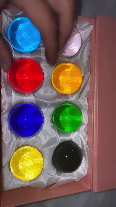 What shall I do with these! ? https://t.co/bLfJO3u08T