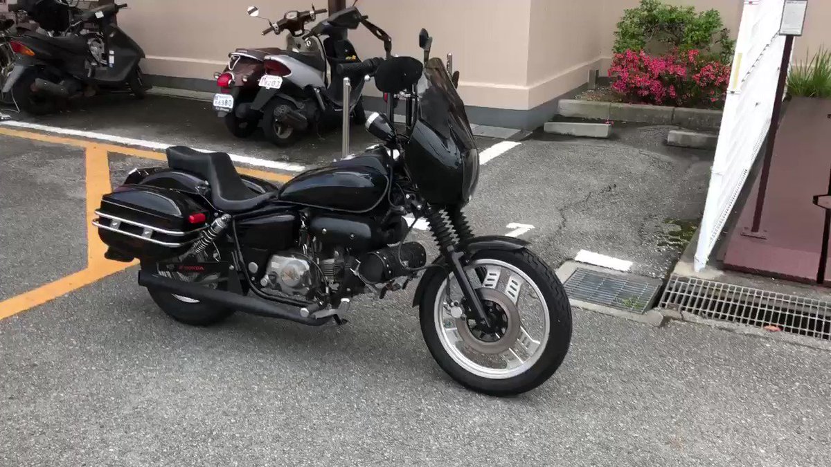 マグナ50‼️ マグナ50(AC13)マグナシリーズの最小排気量ながら所有欲を