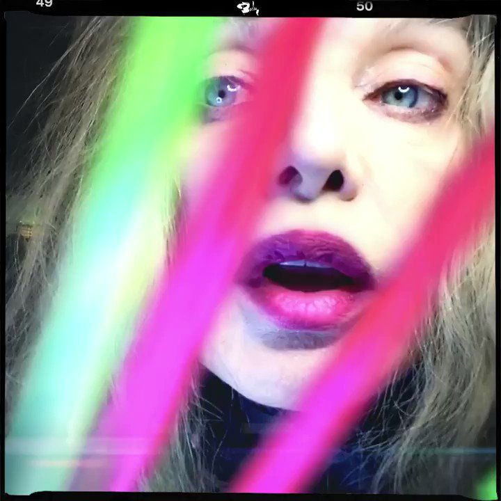 Découvrez « Humble Guy » le 3ème extrait de l’album « Empire » qui paraîtra le 19 juin. Les voix de @ArielleDombasle et Nicolas Ker sont à nouveau en parfaite symbiose sur cette ballade rock mid-tempo.
➡️ https://t.co/2BZhPJG5yT https://t.co/qBtRLrreSo