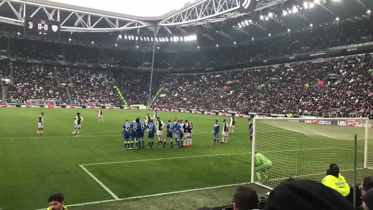 Lโultimo goal sotto la Sud #juvebrescia #16febbraio @PauDybala_JR #finoallafine https://t.co/FYs8jfmpIR
