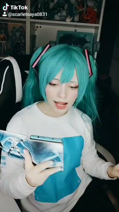 コスプレイヤーSaya ScarletのTwitter動画58