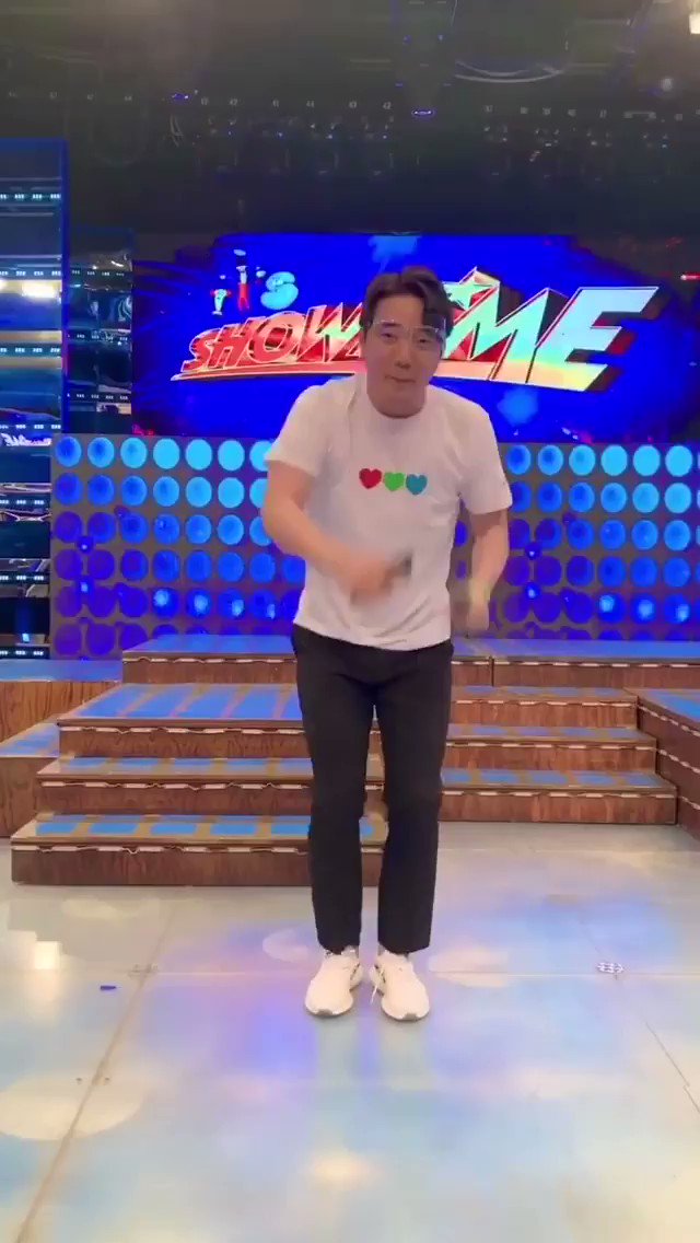 Lakas ng tama nyo Happy birthday Ryan Bang! 

(c) Randy S 