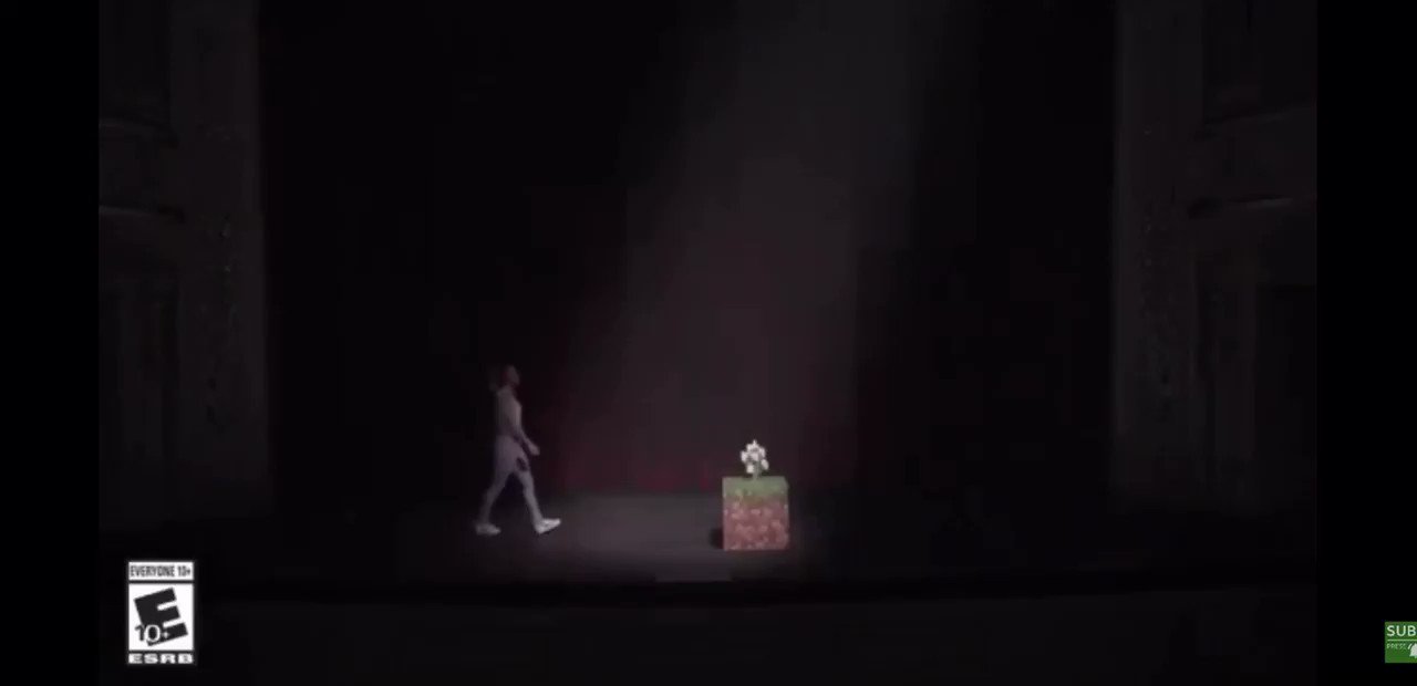 Happy birthday Melissa Benoist. Heres here singing in a musical minecraft ad 
