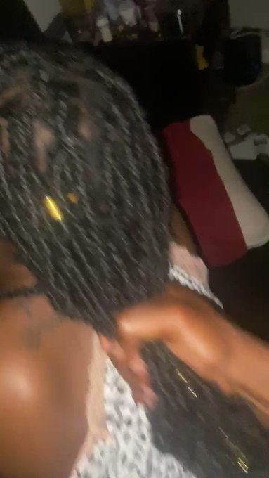 I Love my Hair being pulled while the dick pounding my guts😩🌟😩 https://t.co/uyl5YANEJF