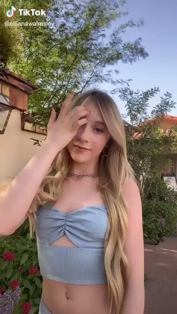 The Irresistible Allure of Elliana Walmsley’s TikTok