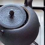 鉄瓶で茶を沸かす方法!ぶんぶく茶釜!