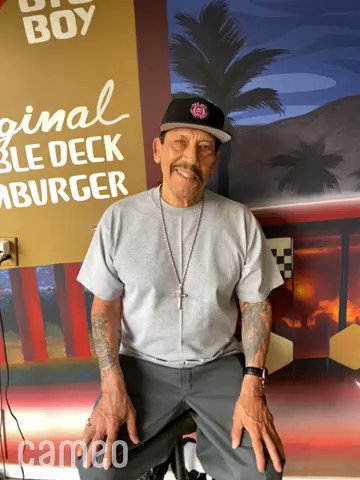 Today I had amazing Father’s Day. Surprised my dad with a video from @officialDannyT
Thank you Danny Trejo! https://t.co/SnajnKN4SL