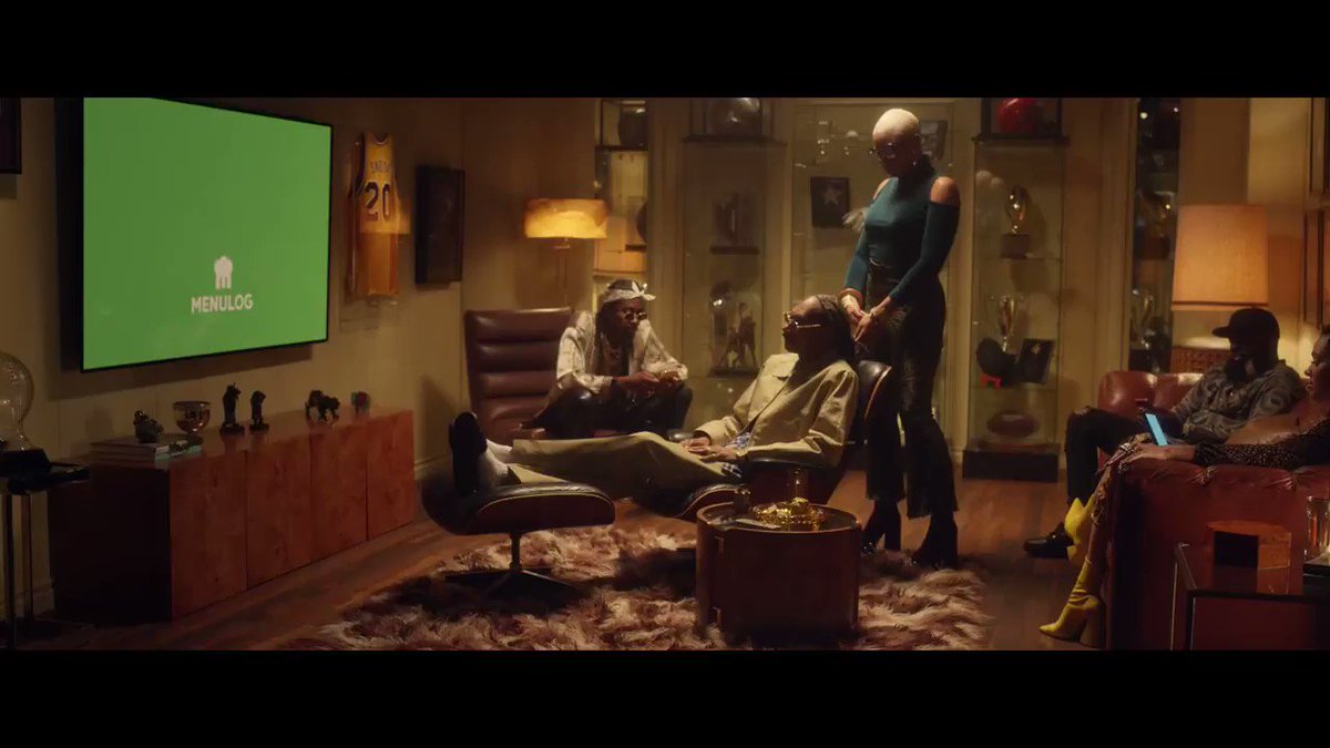 Whoโs hungry yโall? Snoop remixed our jingle and cut us a new track. This is the new Menulog and weโre delivering what you want. #DidSomebodySay #Menulog @SnoopDogg https://t.co/lq1oSLoGdP