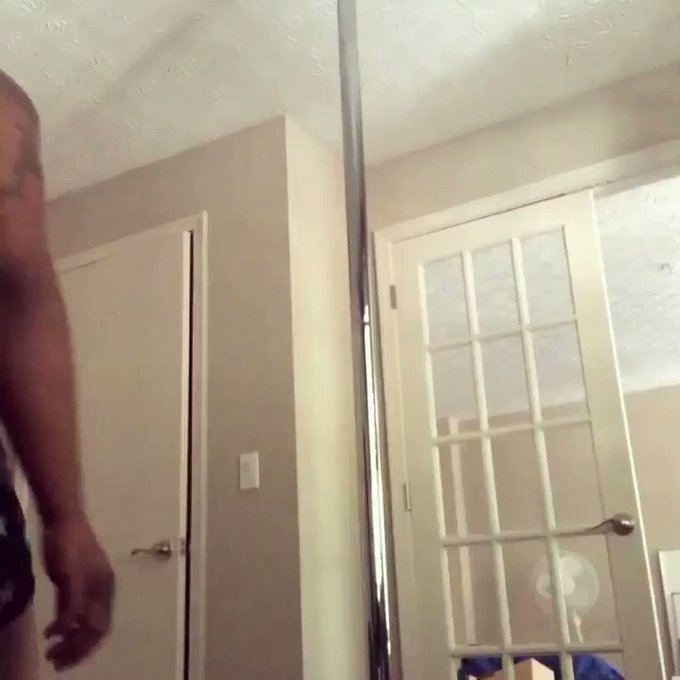 When babe’s pole comes in & she teaches you something ?????
-
Follow my IG: https://t.co/0gtPgIDLDS 