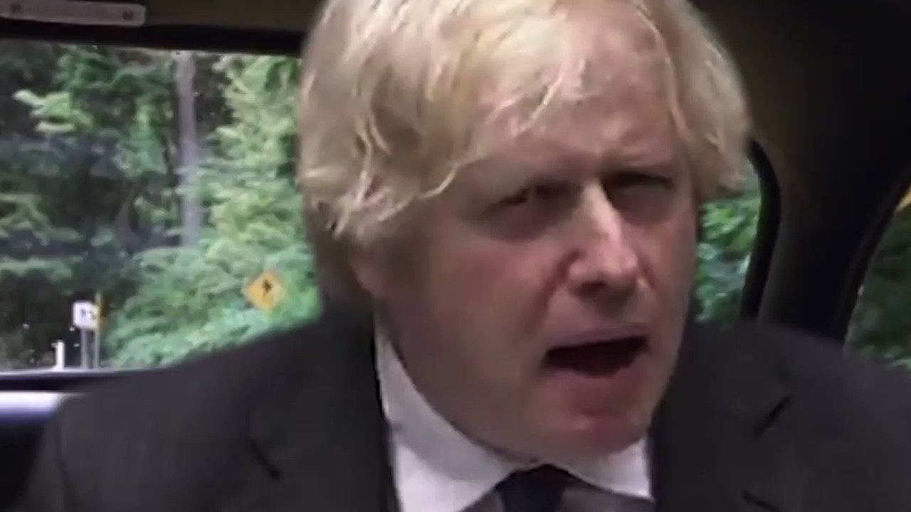 3 Piece Suite (theironboar) / Twitter