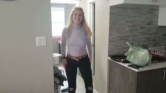 New sale! Get your copy of Teen wipes her pussy after hard long pee: https://t.co/19pF13Cjoz https://t