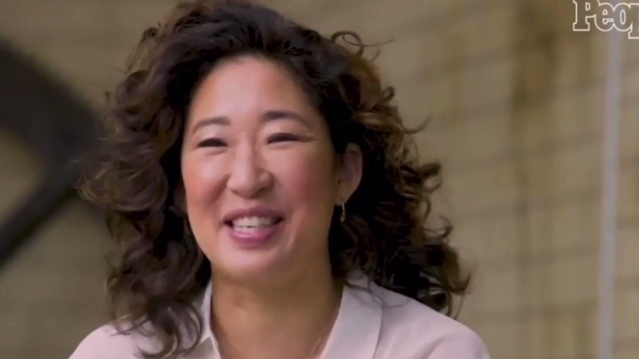 Sandra oh rindo por um minuto pra agraciar a tl de vocês 
HAPPY BIRTHDAY SANDRA OH
