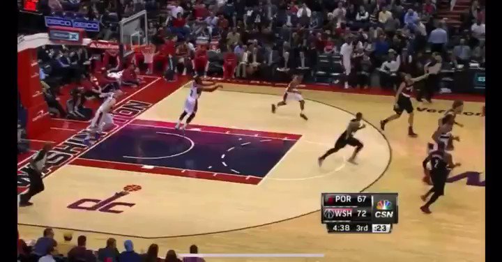 Happy Birthday to the Gator legend, Bradley Beal 
