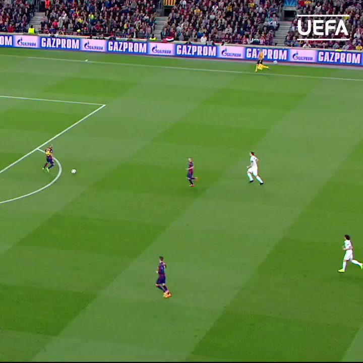 🔵🔴 Andrés Iniesta magic leads to goal ⚽️
#UCL | @FCBarcelona | @andresiniesta8 https://t.co/ubK6svwZ5n
