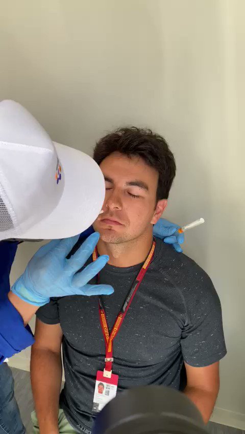 Haciéndonos las pruebas de Covid-19, parte del protocolo para cada Gran Premio 😰😰 #F1 #AustrianGP https://t.co/LHMOka8NmG