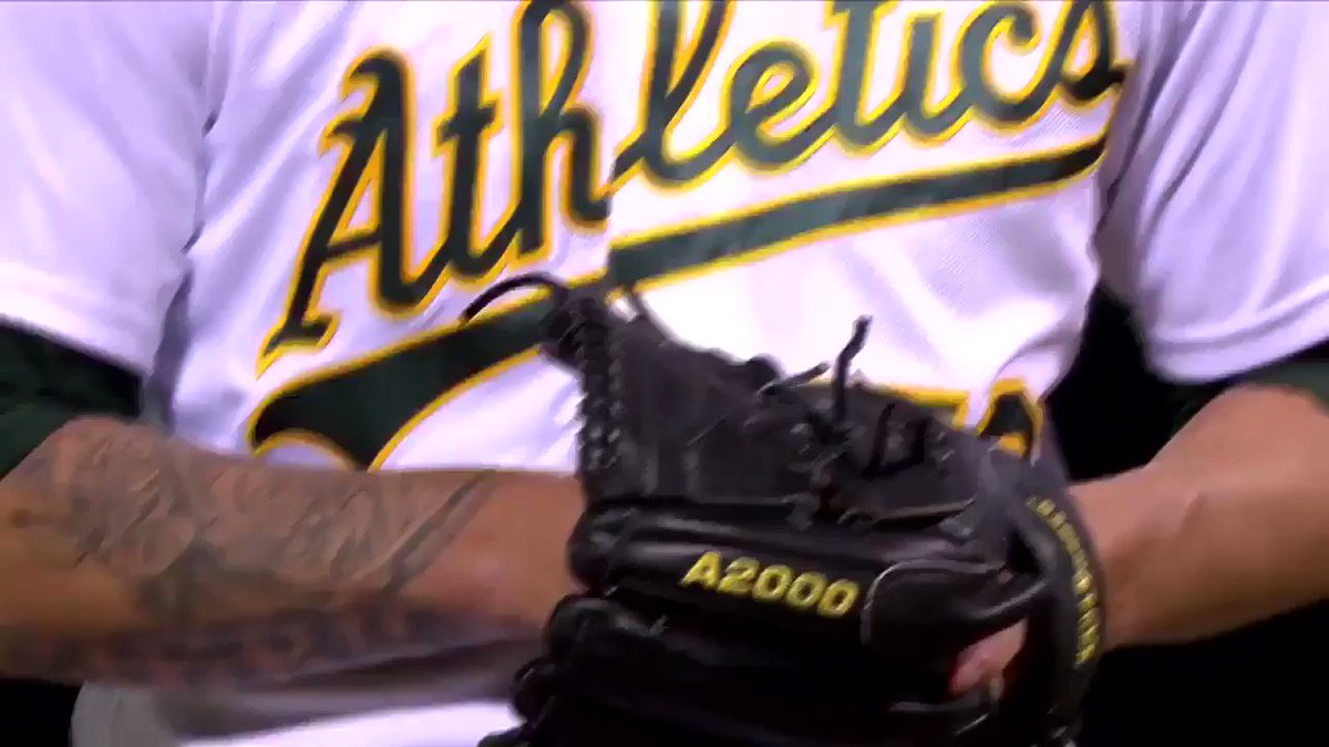 ¡Lanzamientos imposibles! 🤢
¡Estamos listos para el béisbol en julio!
#LosAtléticos https://t.co/XMkc7wdyux