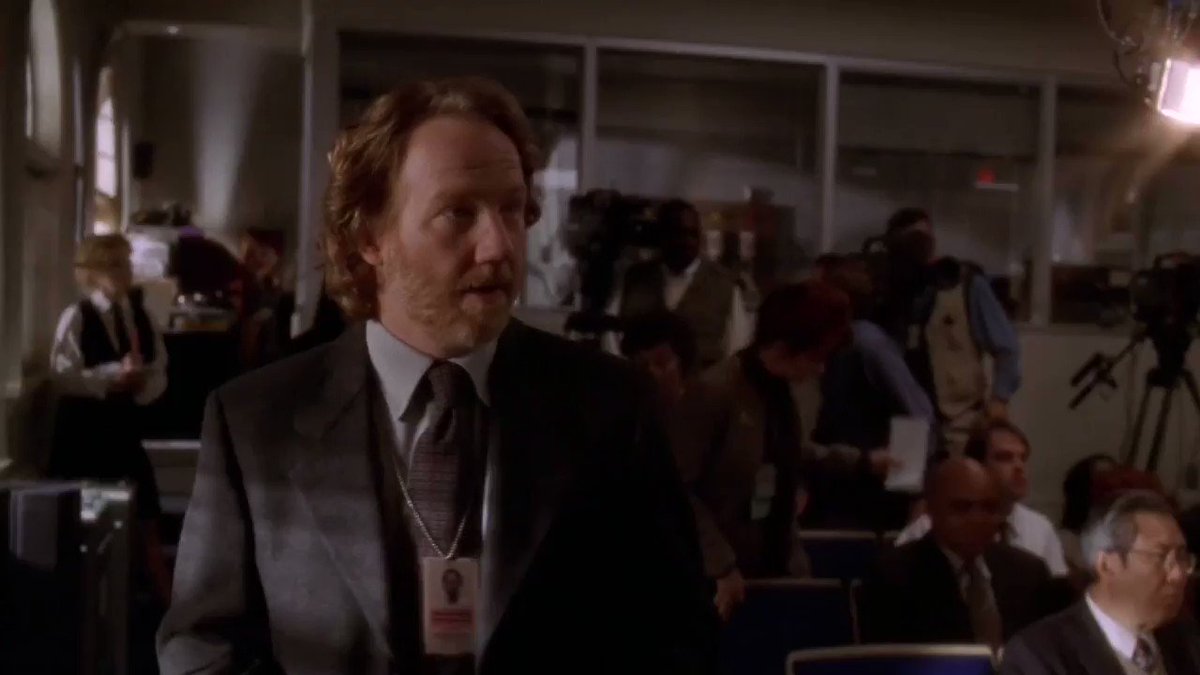 ioanna 🍦 (@donnashcridan) on Twitter photo 06/07/2020 01:42:48 west wing characters being a danger to themselves and others west wing characters being a danger to themselves and others