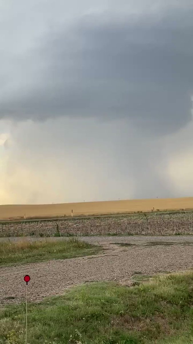 Possible rain wrapped #Tornado @KSNStormTrack3 @TJSpringerWx @LisaTeachman https://t.co/PlygaX73tJ