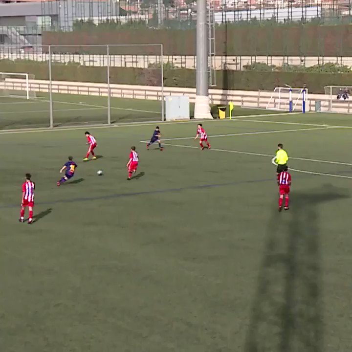 🏠 Futbol històric des de casa!
🎥 Recordem avui quins van ser els millors gols de la Masia del cap de setmana del 20/21 de gener del 2018.
#forçabarça🔵🔴 #FCBMasia https://t.co/uzgns7fuYS