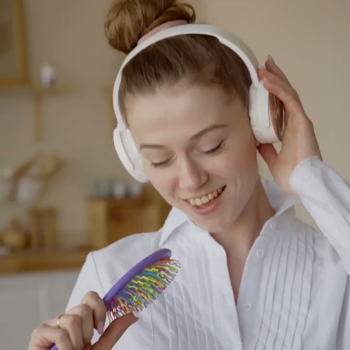 Spotify Indonesia (@SpotifyID) on Twitter photo 2020-07-03 10:11:02 Lagu yang kamu suka, sekarang ada liriknya. Lagu yang kamu suka, sekarang ada liriknya.