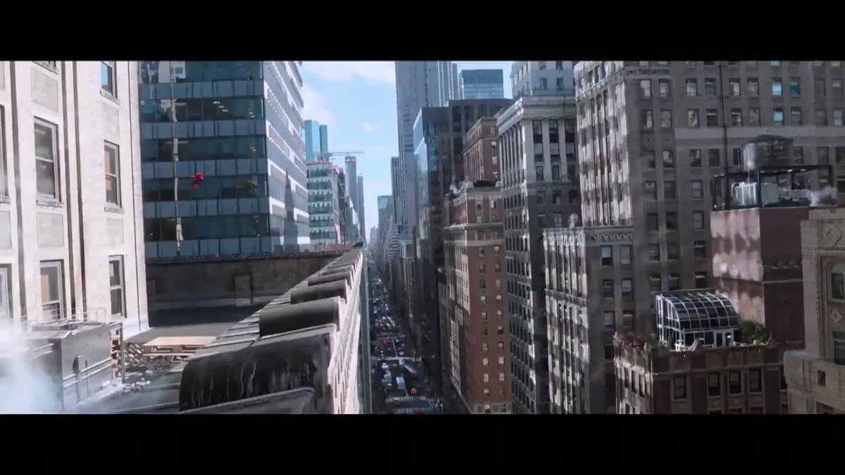 #SpiderManFarFromHome completes one year! The web-swing sequence in this film is so complete and perfect!
#INOX #LiveTheMovie https://t.co/xVUbuQtnTQ