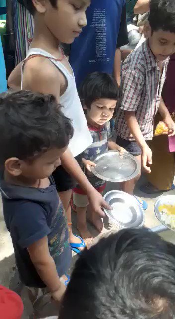 This #pandemic is just a trailer of the misery that these kids are going to face a few years later;
Today our young #ClimateStrikers are fighting hunger but soon they will be struggling for air, water, spaces & food if we don’t #act on #ClimateCrisis seriously!
@GretaThunberg https://t.co/PaeWlJ3c8s